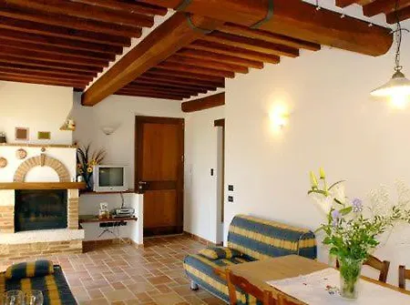 Stabbiano Sleeps 8 Pool Wifi